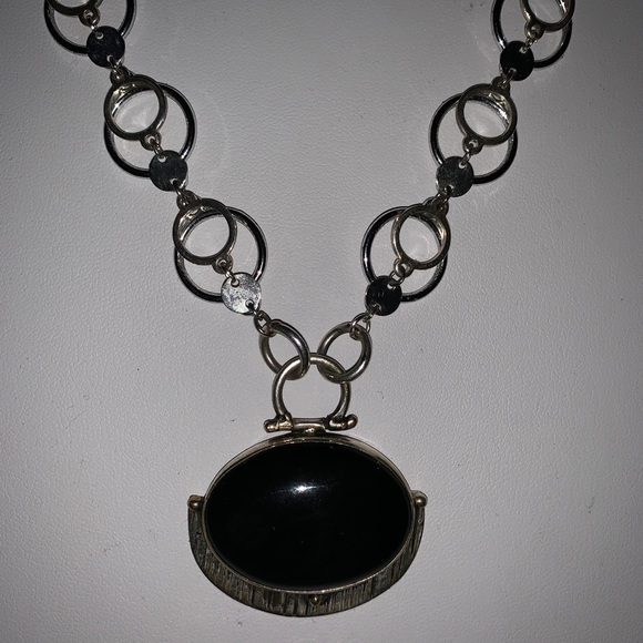 ONE OF A KIND: Onyx Pendant Woven Loop Jump Chain Necklace - Picture 3 of 9